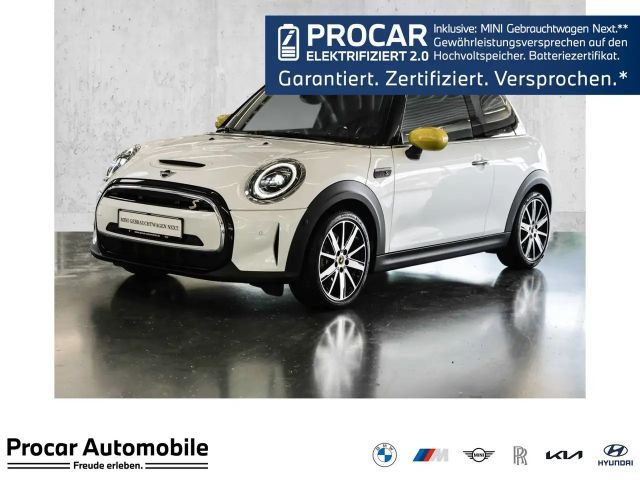 MINI Cooper SE Classic Trim Aut Nav HuD LED Pano h&k 2023 Elektrisch