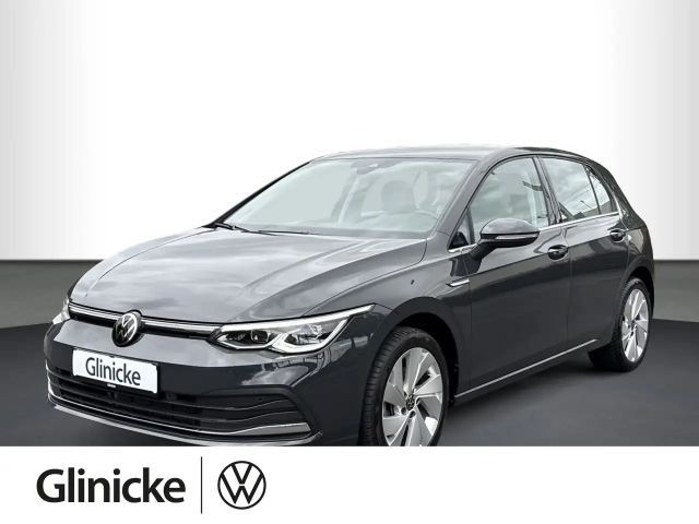 Volkswagen Golf VIII Style 1.5 eTSI DSG, RFK, SHZ 2024 Benzine