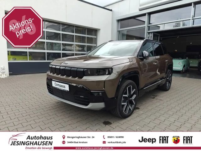Jeep Compass E First Edition+Pano+Focal Sound+Head Up+Memory Si 2026 Elektrisch