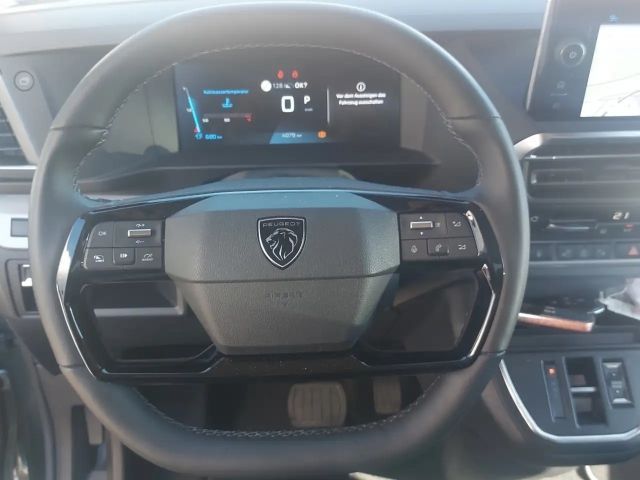Peugeot Traveller