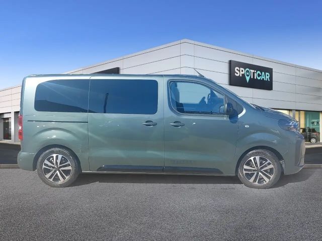 Peugeot Traveller