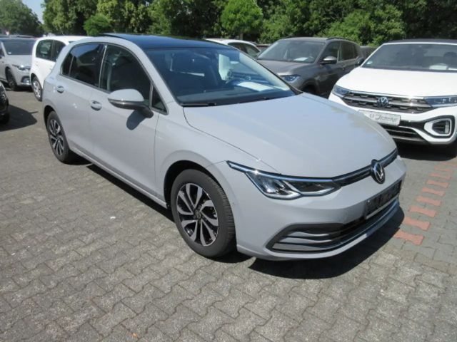 Volkswagen Golf Active 1,5 TSI NAVI PANORAMA KAMERA ALU APS SITZHEIZUNG CLIMATRONIC 2022 Benzine