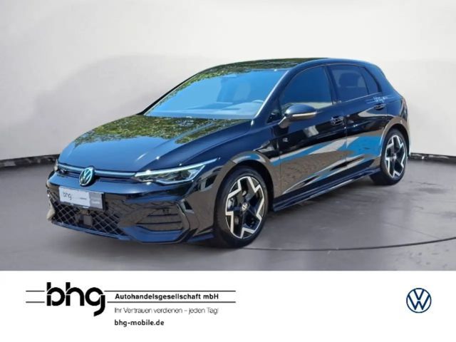 Volkswagen Golf R-Line 1,5 l eTSI OPF 7-Gang-DSG 150PS 2026 Benzine