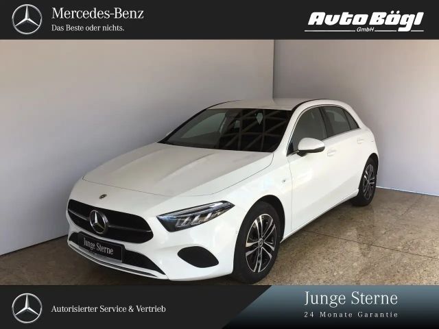 Mercedes-Benz A 250 A 250 e Progressive Advanced/AHK/Totw/Distr/22 LED 2025 Hybride / Benzine