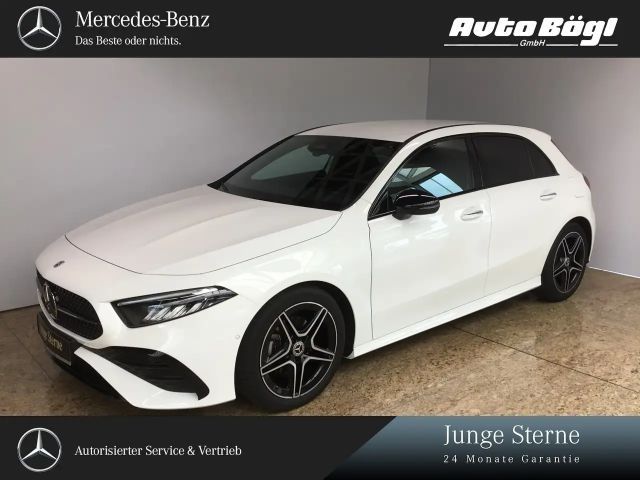Mercedes-Benz A 180 A 180 AMG Premium /Standhzg/Night/Keyless/LED Navi 2023 Benzine
