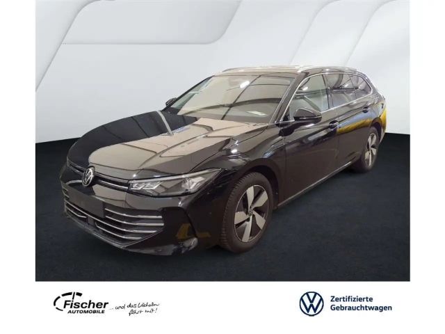Volkswagen Passat 1.5 eTSI Business 2025 Benzine