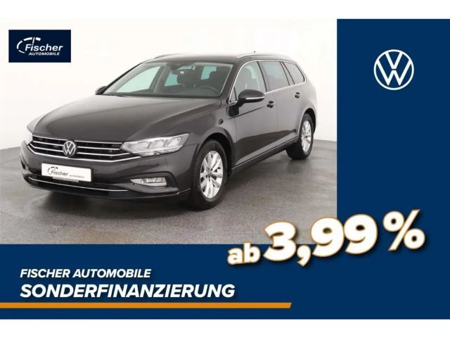 Volkswagen Passat Variant 1.5 TSI DSG Business AHK/NAV/RFK 2023 Benzine