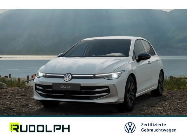 Volkswagen Golf VIII ENERGY 1.5 TSI 6-Gang LED AHK Navi SHZ ACC Fe 2026 Benzine
