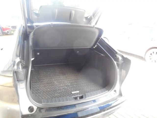Mazda 6e