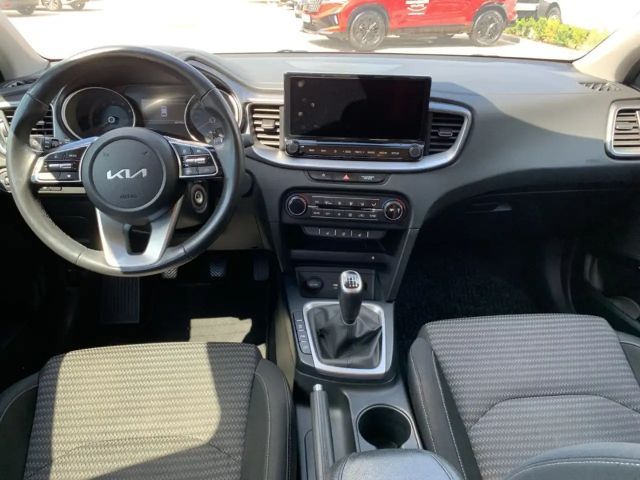 Kia Ceed / cee'd