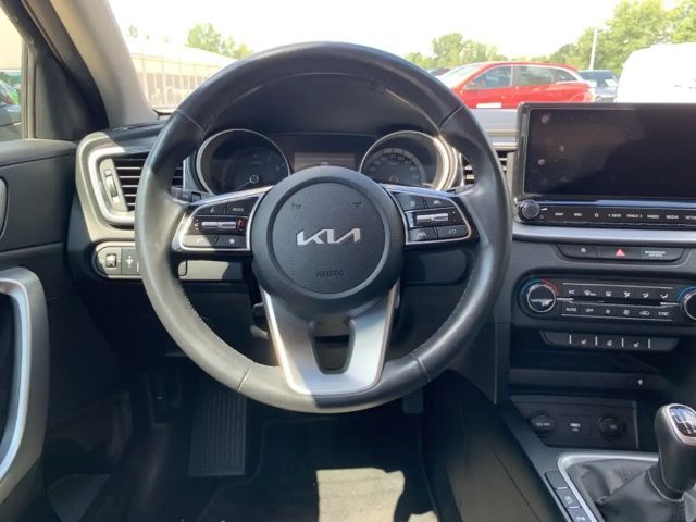 Kia Ceed / cee'd