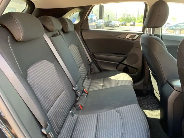Kia Ceed / cee'd