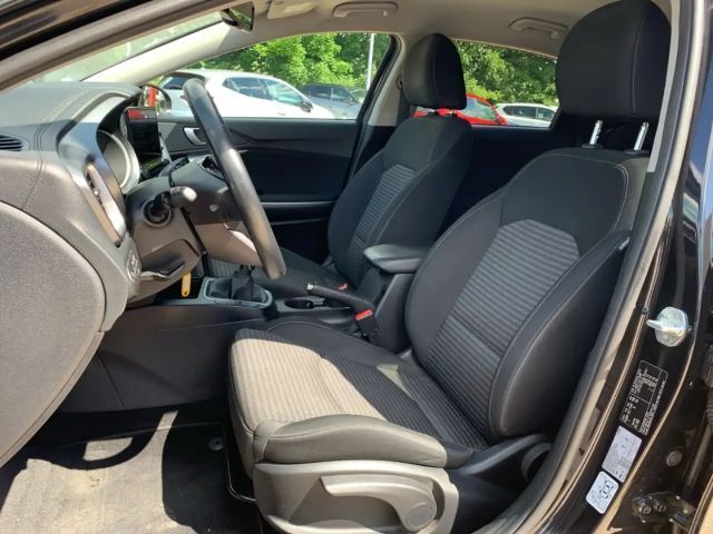 Kia Ceed / cee'd