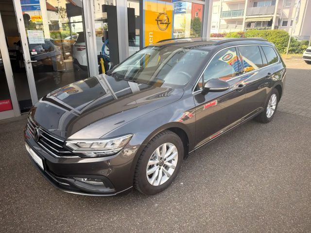 Volkswagen Passat Variant Business DSG Navi,LED,PDC,Carplay,Alu,Climatronic! 2021 Benzine