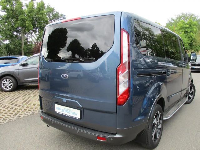 Ford Tourneo Custom