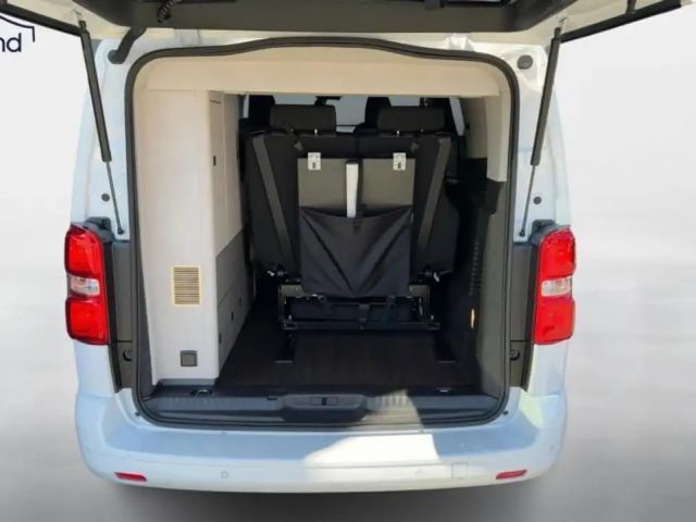 Peugeot Traveller