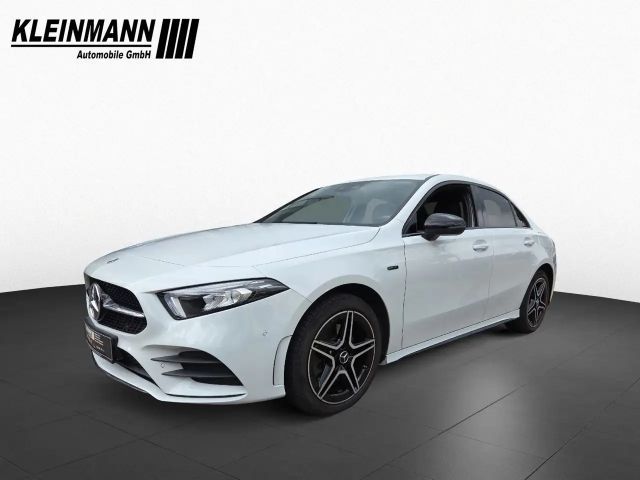 Mercedes-Benz A 250 e PHEV Limousine 8G-DCT AMG-Line 2021 Hybride / Benzine