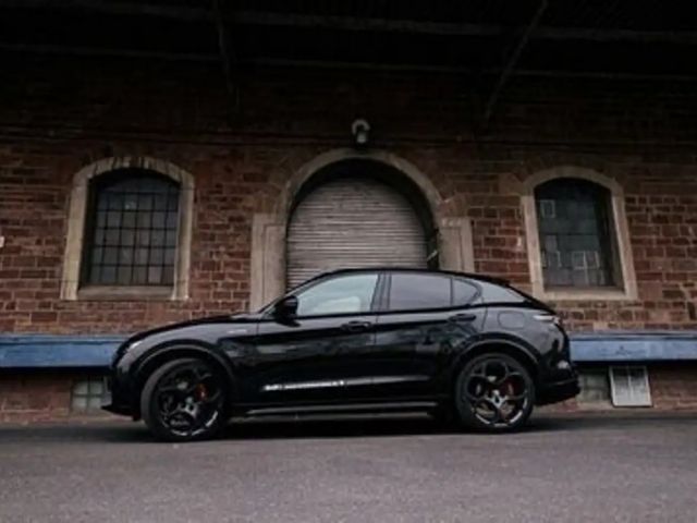 Alfa Romeo Stelvio VELOCE 2.0 Turbo 16V 2026 Benzine