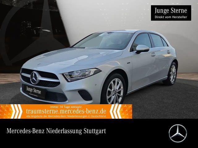 Mercedes-Benz A 250 e STYLE+KAMERA+8G 2021 Hybride / Benzine