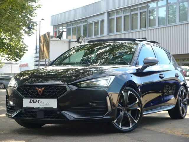 Cupra Leon VZ / Pano./ R-Kam. / Beats / 19" / 2022 Benzine