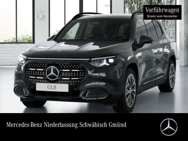 Mercedes-Benz GLB 250 Pano Multibeam Distr. AHK Night Kamera PTS 2026 Elektrisch