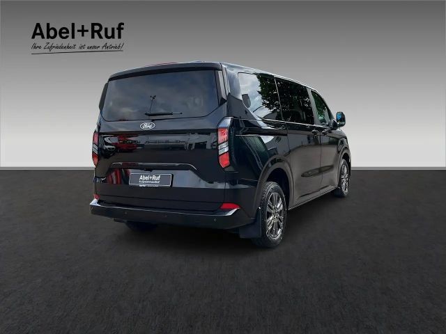 Ford Tourneo