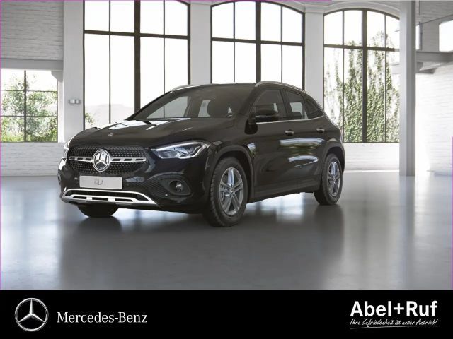 Mercedes-Benz GLA 200 d 4MATIC LED+DISTRONIC+Kame+CarPlay+DAB 2023 Diesel