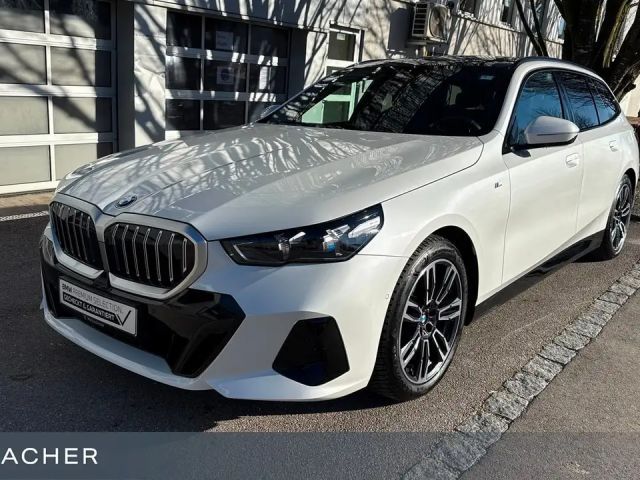 BMW 540 d xDrive Tou M Sport,Pano,AHK,DAPro.Standh 2025 Diesel