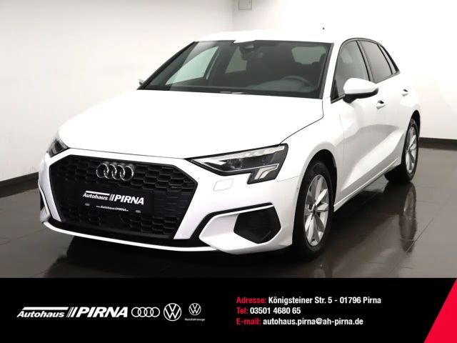 Audi A3 35 1.5 TFSI Sportback s-tronic #LED #NAVI 2023 Benzine