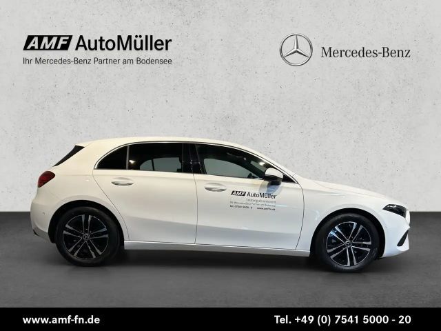 Mercedes-Benz A 180 A 180 PROGRESSIVE LED RFK 2024 Benzine