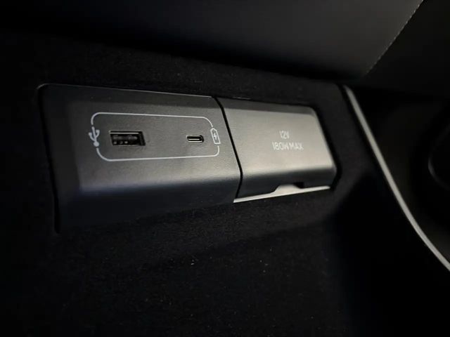 Xpeng G9