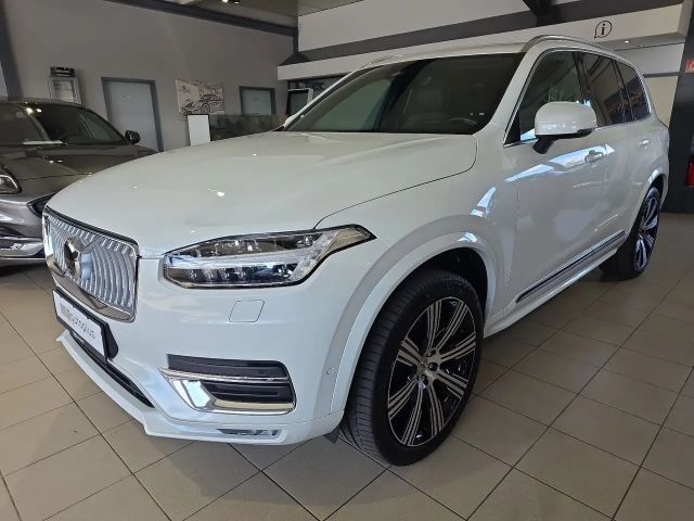 Volvo XC90 B5 (D) Plus Bright AWD FourC AHK 360° Pano 2024 Diesel