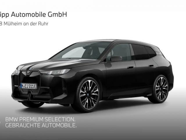 BMW iX xDrive45 M Sport Pro AHK Autobahnas H&K 23" 2025 Elektrisch