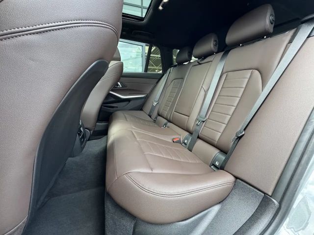 BMW 340