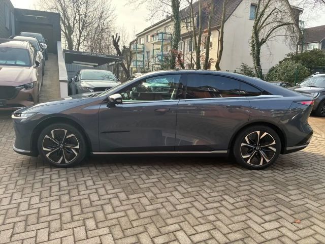Mazda 6e