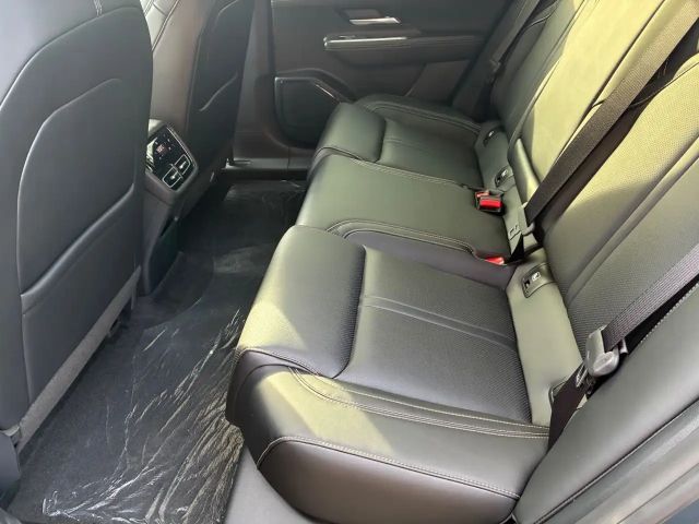 Mazda 6e
