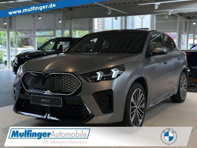 BMW iX2 x30 M Sport Pro Frozen ACC PanoD.SurView 20" 2026 Elektrisch