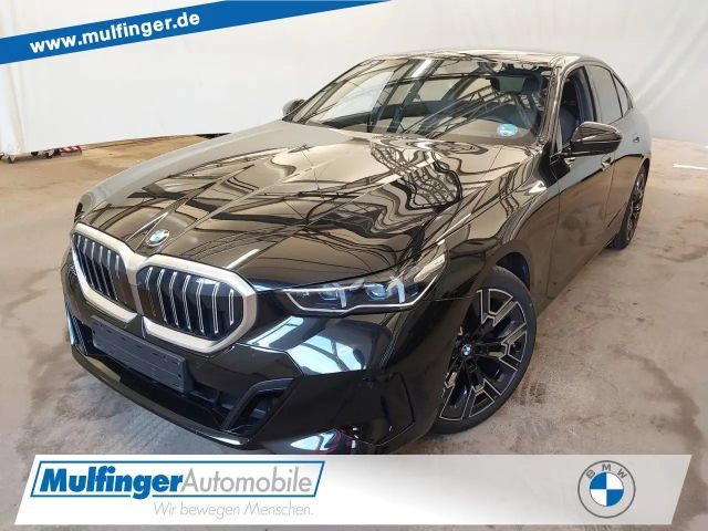BMW 520 d xDr.M Sport ACC SuView KomfS+Belüft.H/K.AHK 2025 Diesel