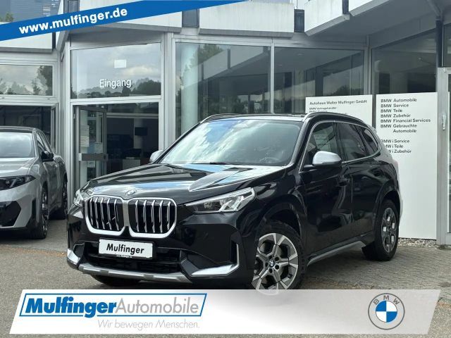 BMW X1 x23i Kamera PanoD.Aktivs+Massage Widescreen LED 2023 Benzine
