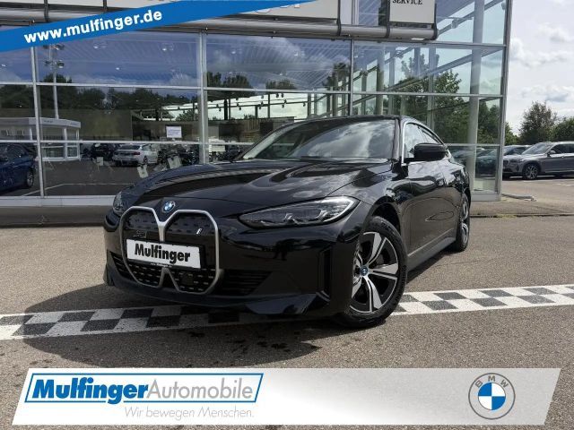 BMW i4 e35 Live-Navi Kamera Tempomat Sitzh.ParkAss LED 2023 Elektrisch