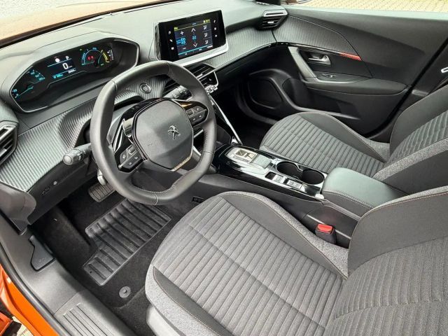 Peugeot e-2008
