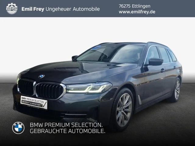 BMW 520 d Touring Aut., Panoramadach, SHZ, Laserlicht 2024 Diesel