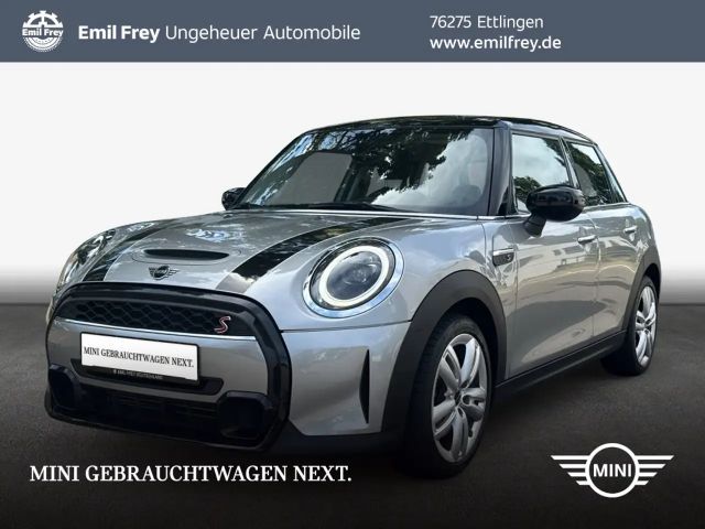 MINI Cooper S Cooper S Aut. Classic Trim, SHZ, PDC 2023 Benzine