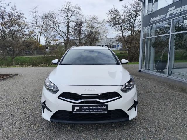 Kia Ceed / cee'd