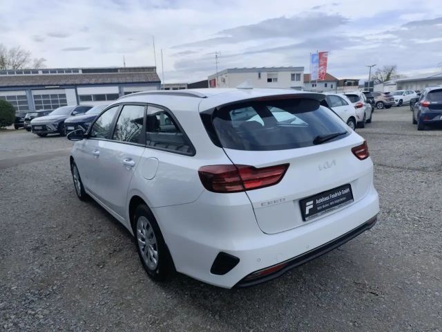 Kia Ceed / cee'd