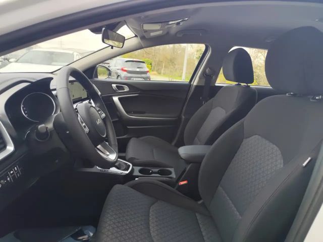 Kia Ceed / cee'd