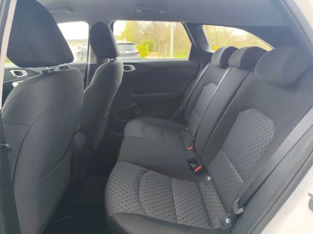 Kia Ceed / cee'd