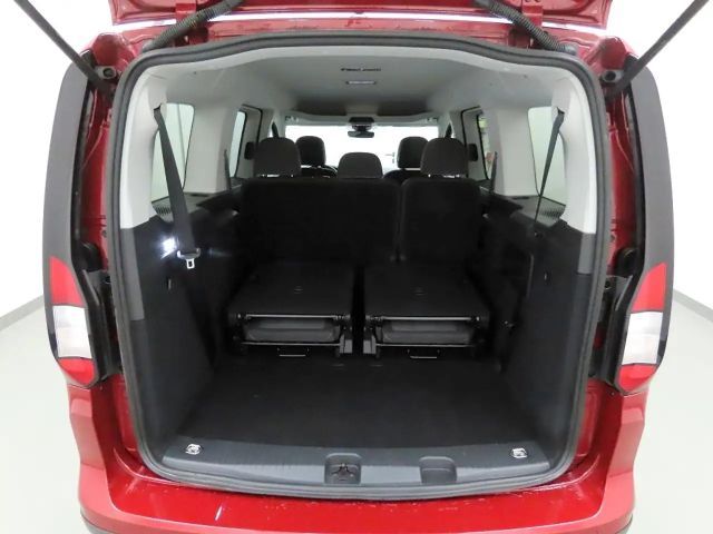 Ford Grand Tourneo