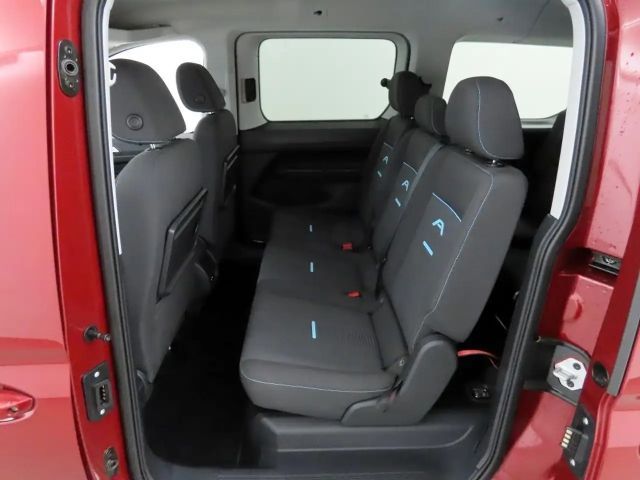 Ford Grand Tourneo