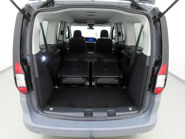 Ford Grand Tourneo